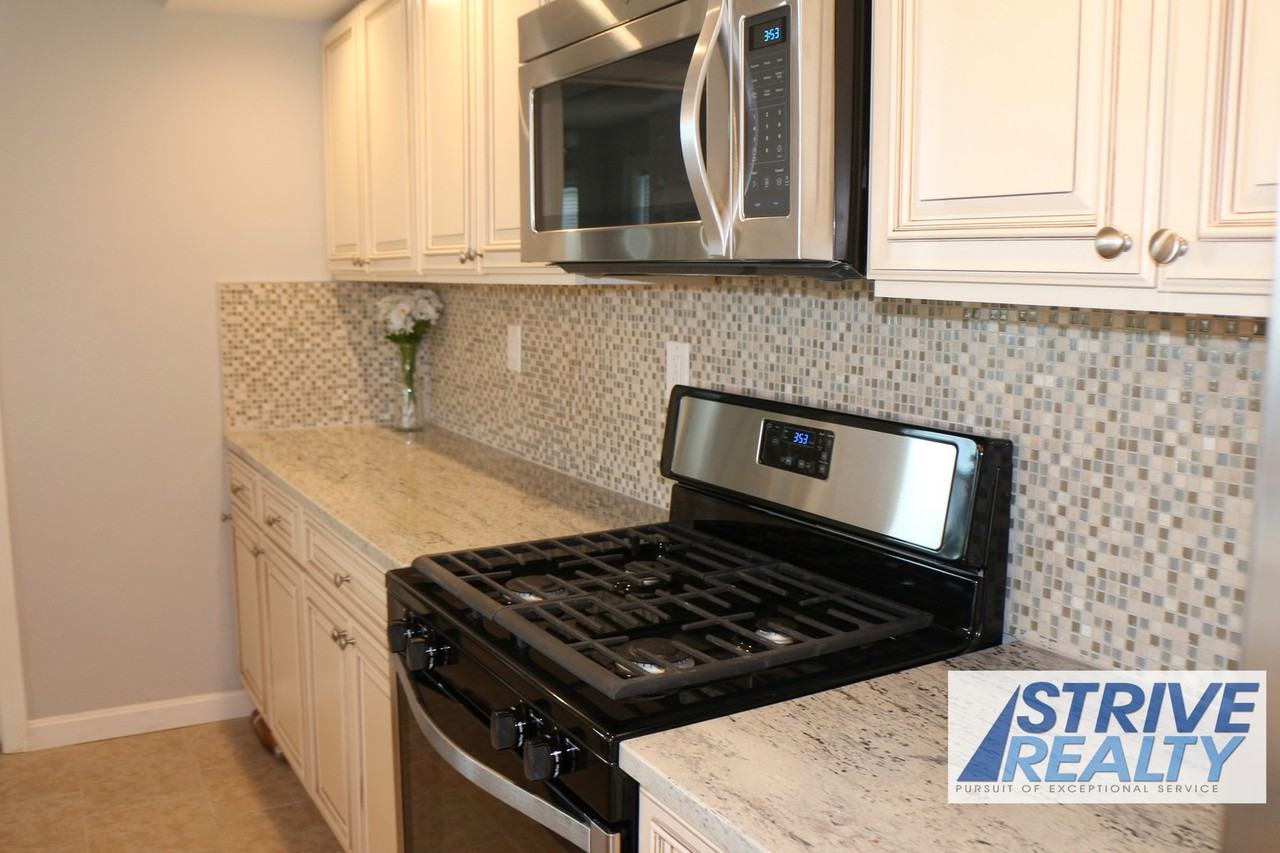 22 Clyde St - Photo 2 of 14