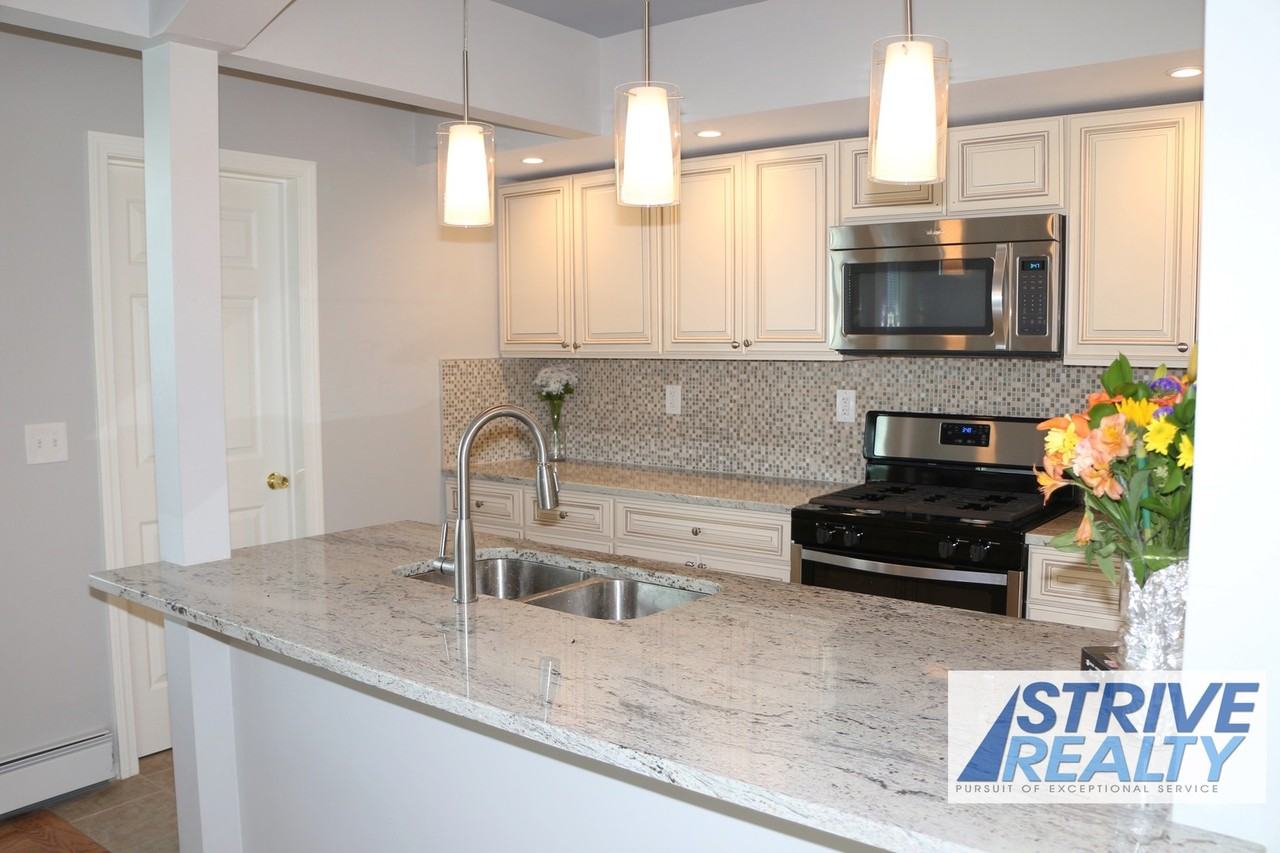 22 Clyde St - Photo 3 of 14