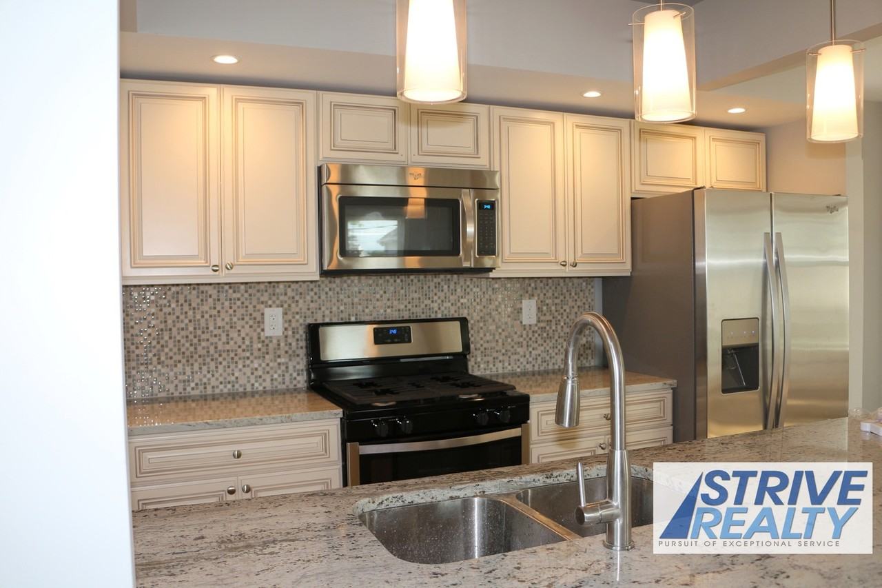 22 Clyde St - Photo 6 of 14