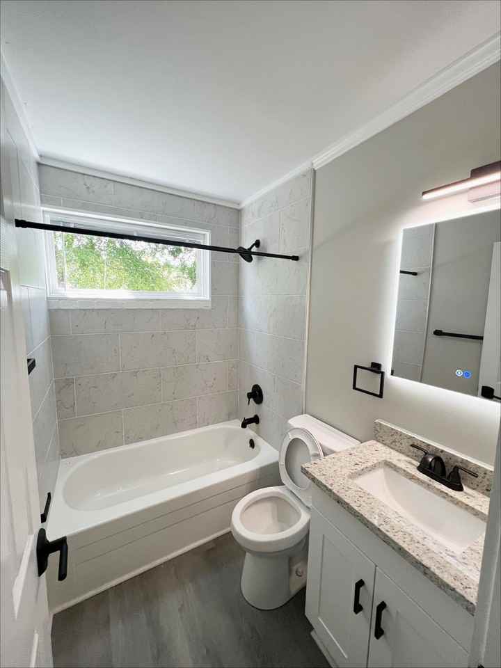 3212 Summer Pl - Photo 5 of 39