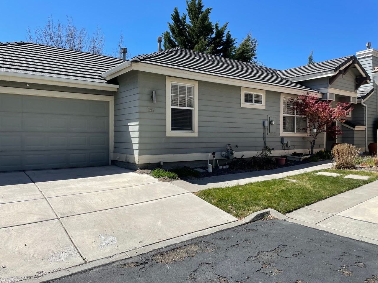 1167 Tule Dr - Photo 2 of 13