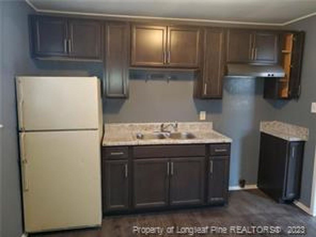 1740 Torrey Dr - Photo 3 of 7