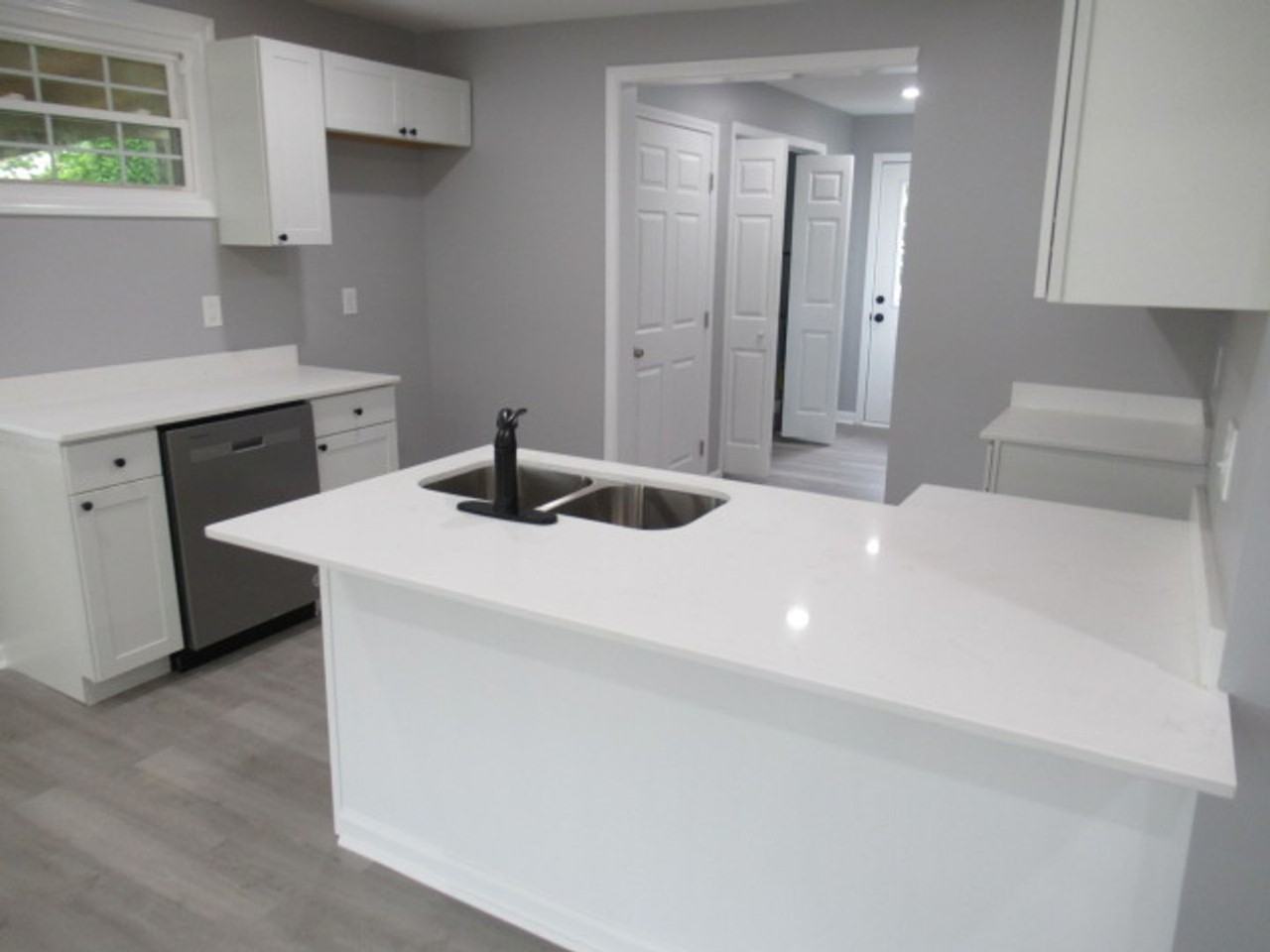 155 Watson St - Photo 3 of 27