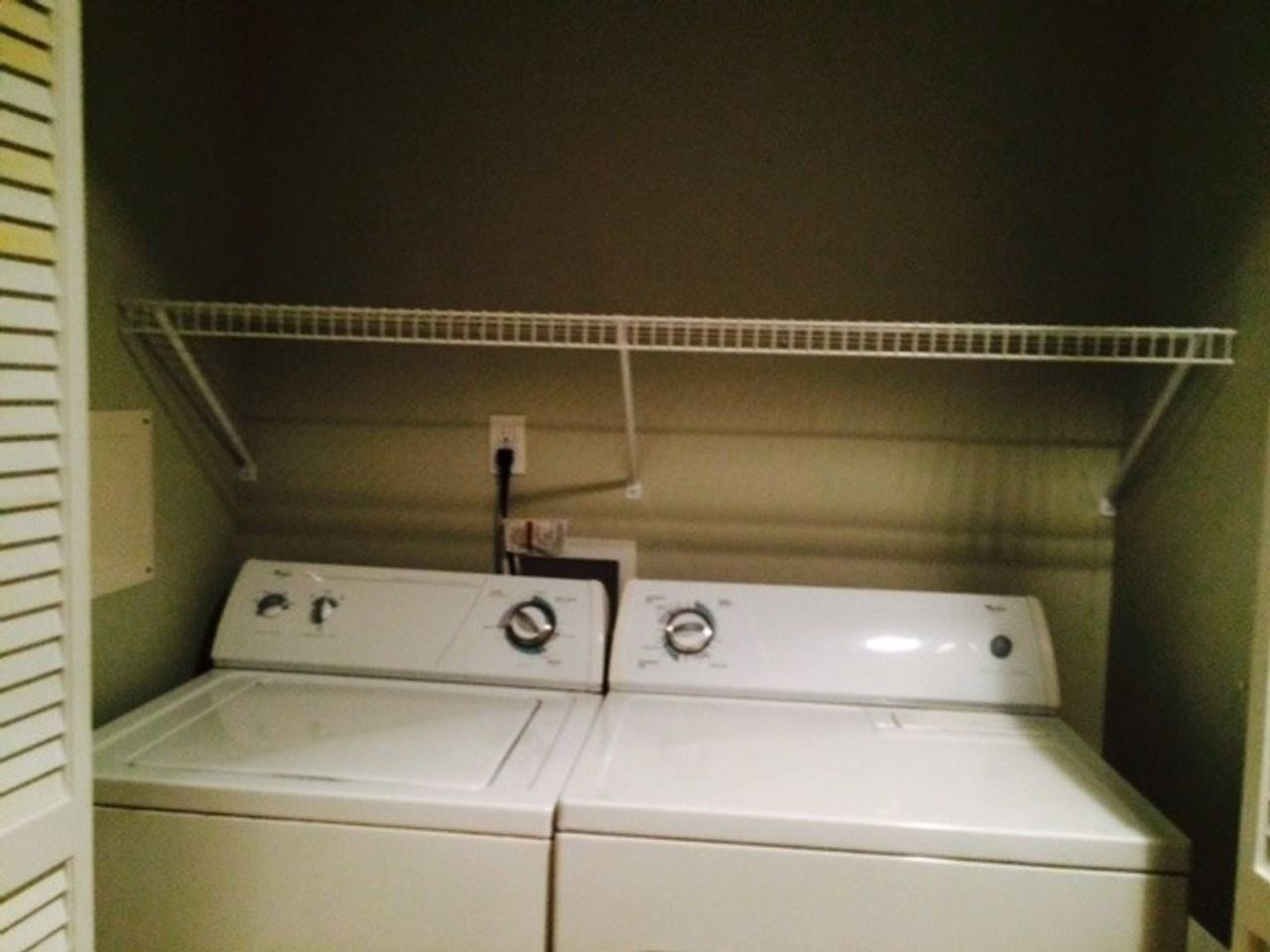 407 Smith Ave #A - Photo 4 of 7