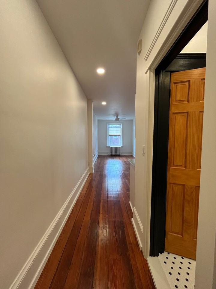 411 S 9th St #3F - Photo 2 of 15