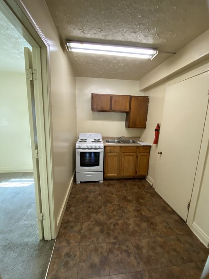 1229 South 4th Street #9 - Photo 3 of 15