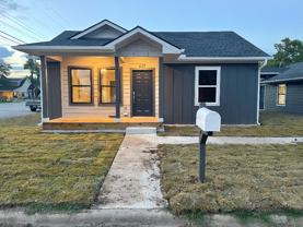 407 E Houston St - Photo 1 of 1