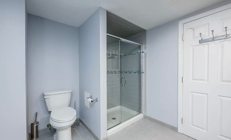 1146 Vine St - Photo 3 of 10