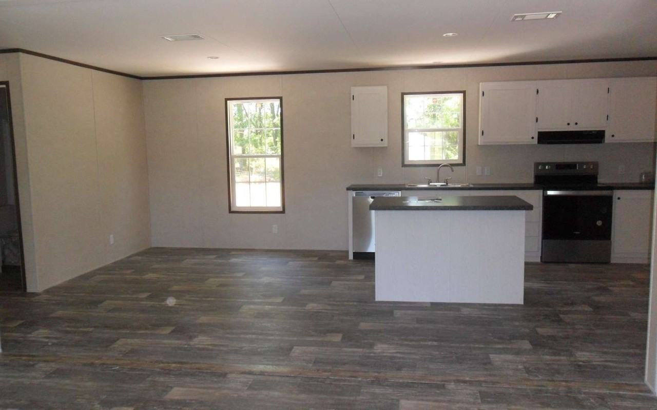 16265 31st Dr - Photo 3 of 12