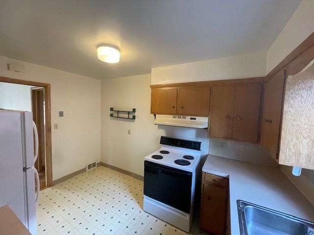 1722 Liberty Dr - Photo 3 of 7