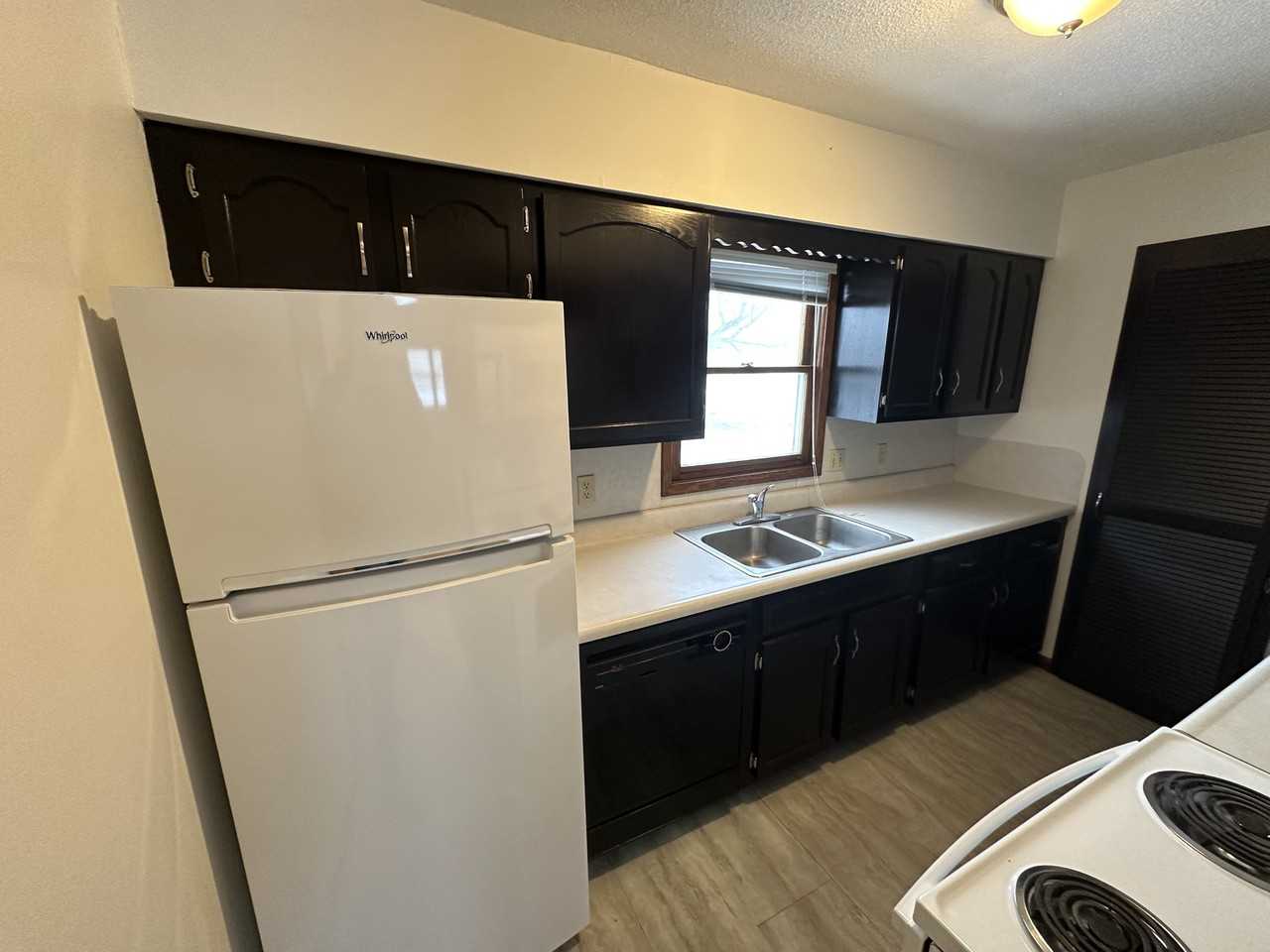 2121 Floyd Ave #2 - Photo 2 of 15