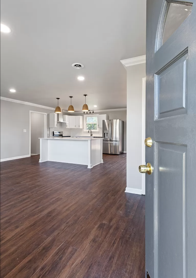 1394 Taylor Town Rd #NA - Photo 3 of 17