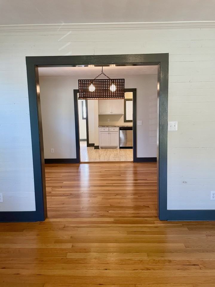 1155 W Jackson St #NA - Photo 2 of 19
