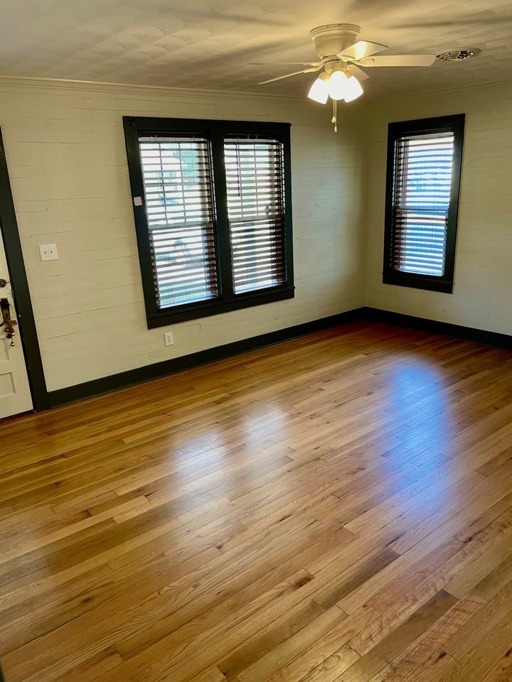 1155 W Jackson St #NA - Photo 7 of 19