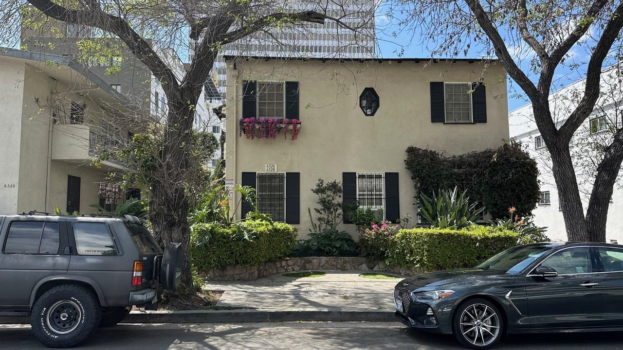6328 Orange St #6328 - Photo 5 of 39