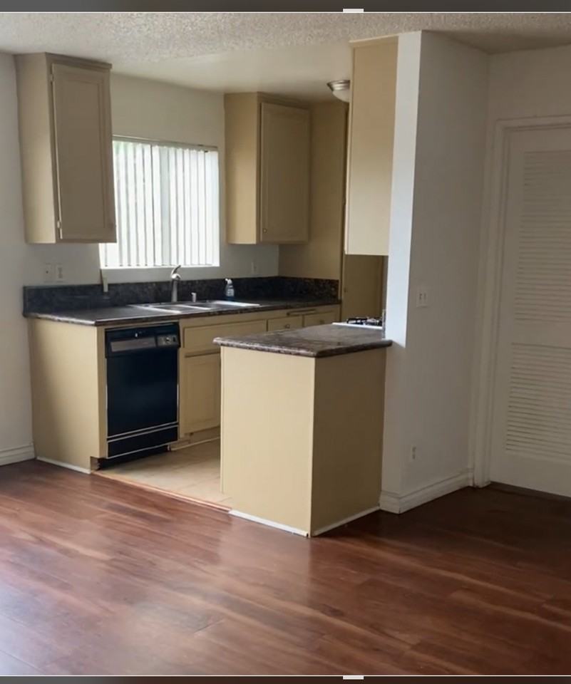 6590 Hazeltine Avenue #305 - Photo 7 of 17