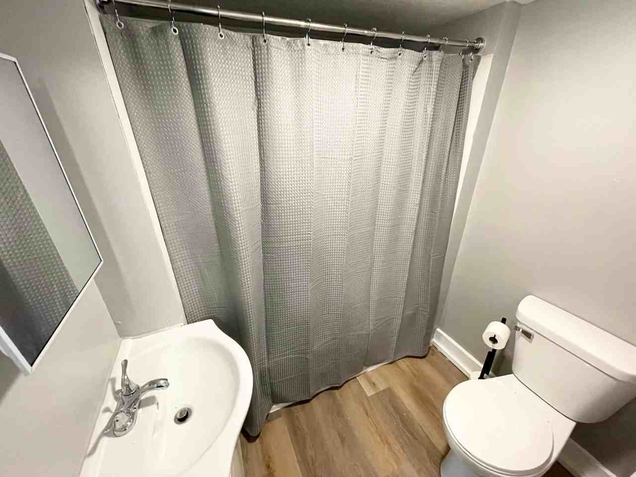 Meredith Ave - Photo 2 of 6