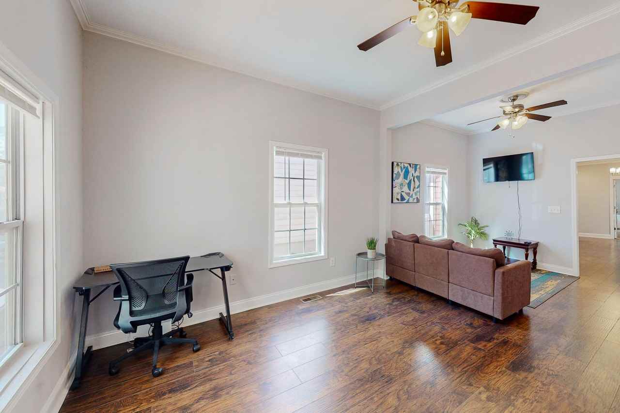 Smith St Sw - Photo 5 of 16