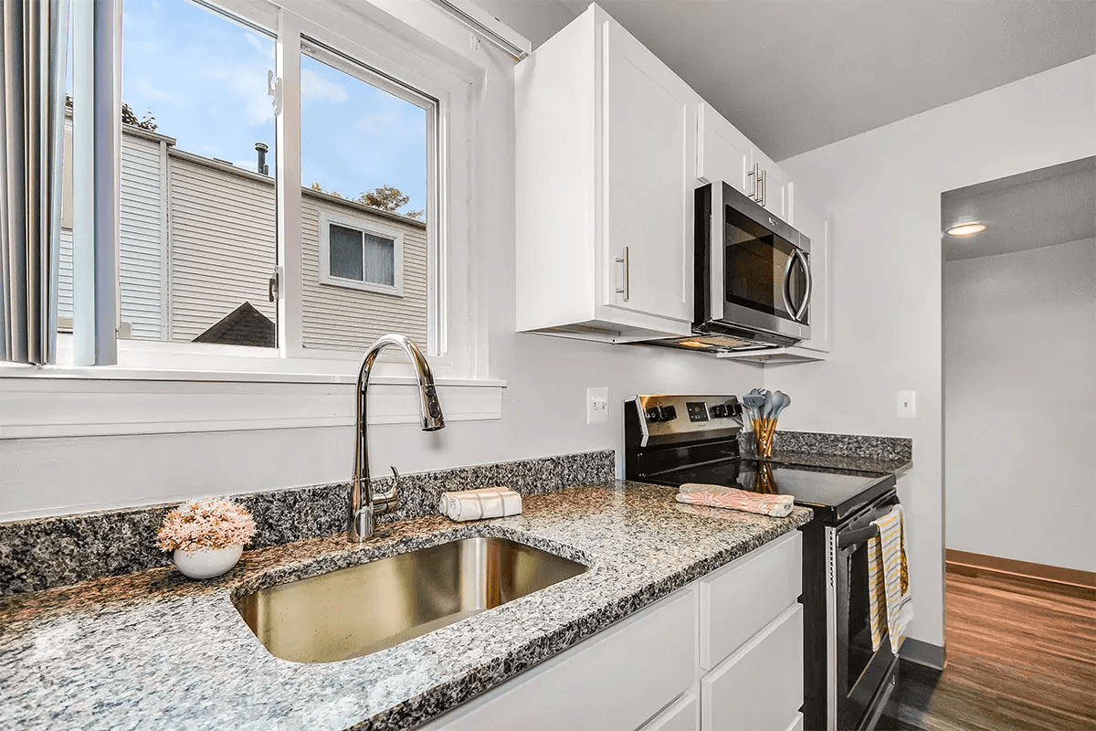 Mill Creek Townhomes - Photo 7 of 39