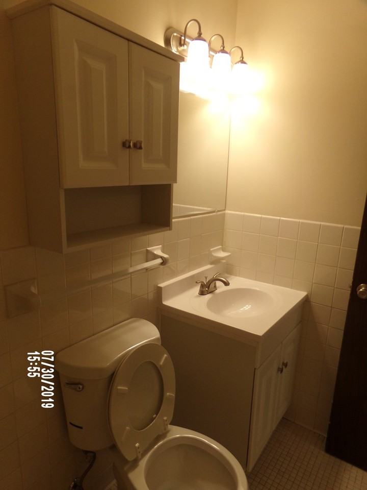 620 Gorman St - Photo 6 of 15