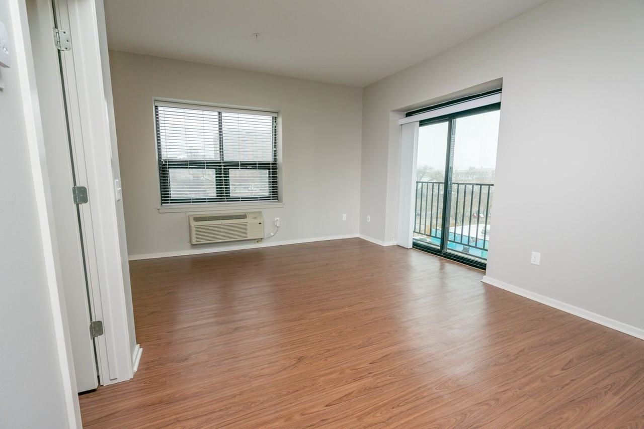 The Sterling - Photo 3 of 31