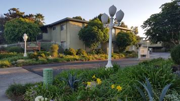 featured image of 1575 Oak Drive