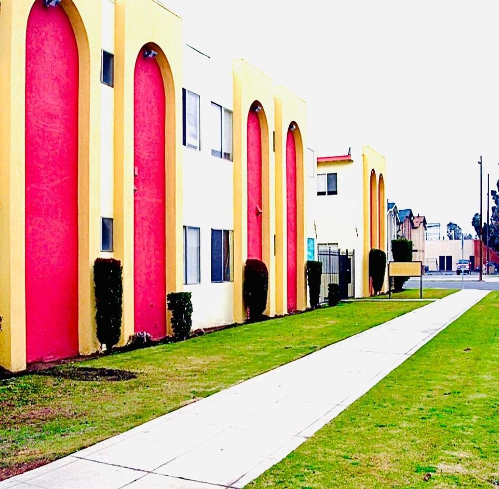 1015-1019  L Street - Photo 2 of 20