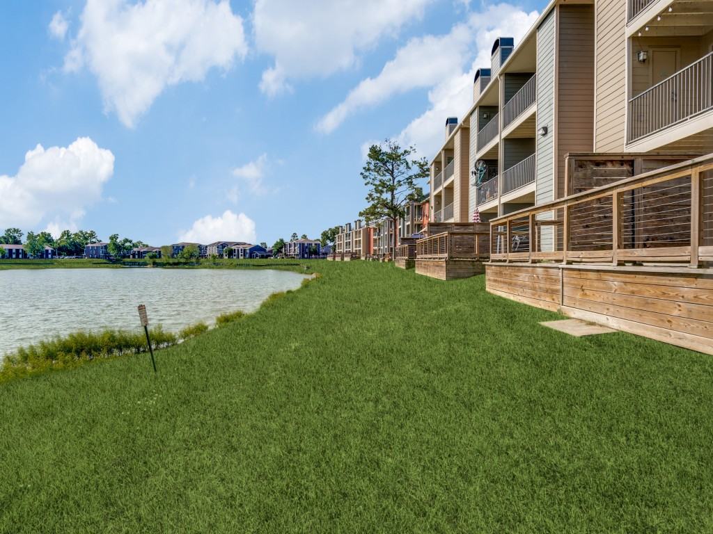 Towne Lake Apartments - Photo 2 of 25