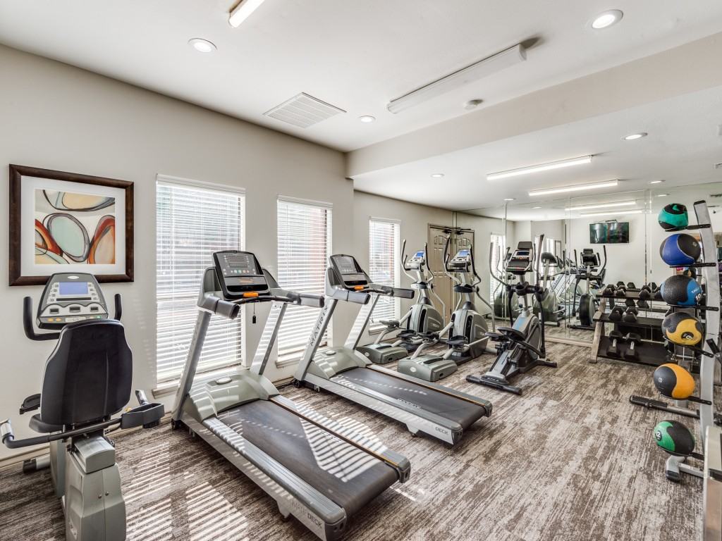 Towne Lake Apartments - Photo 5 of 25