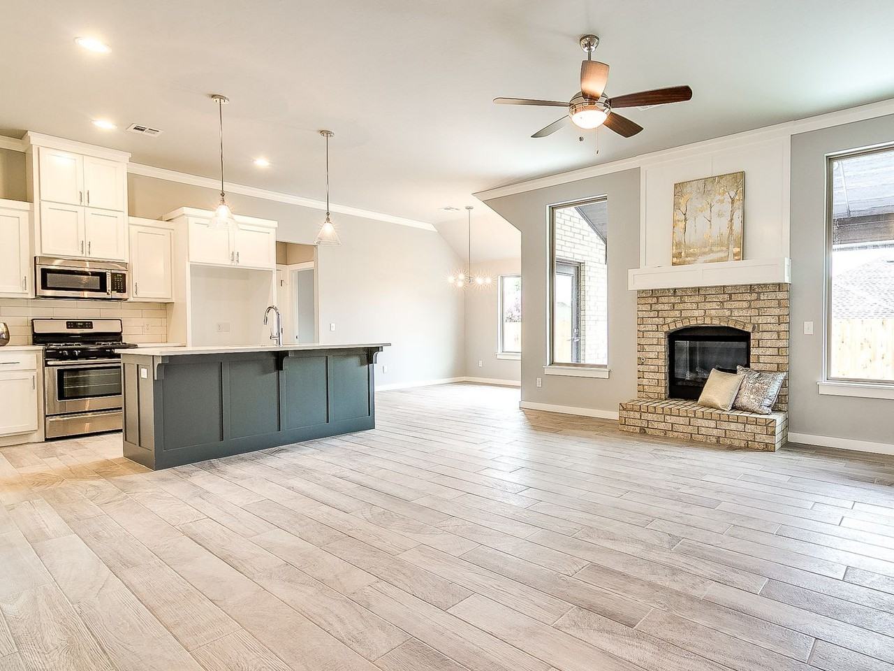 17412 Braken Dr - Photo 4 of 28
