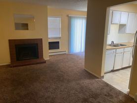 512 E Monroe Dr - Photo 1 of 1