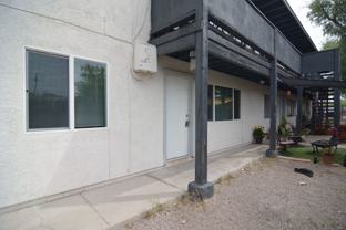 929 N 7th Ave - Photo 1 of 1