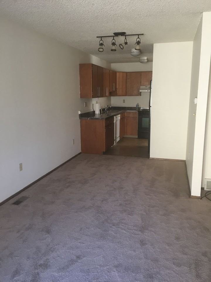 1711 Apelles Cir - Photo 3 of 10