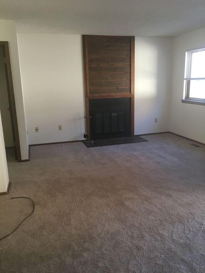 1711 Apelles Cir - Photo 4 of 10