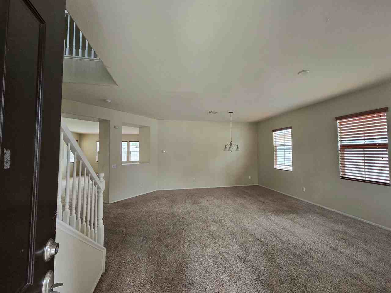 1626 Sorrel Ln - Photo 3 of 27