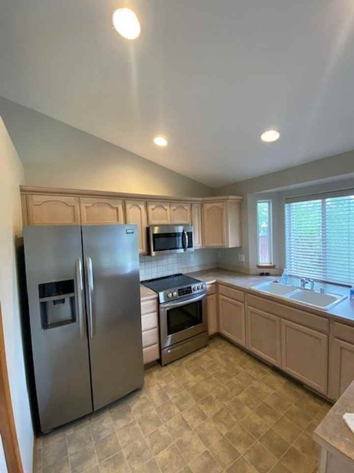 6821 N Cambridge Ln - Photo 7 of 12