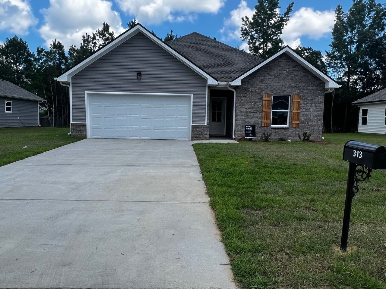 313 Kennesaw Ave - Photo 2 of 28