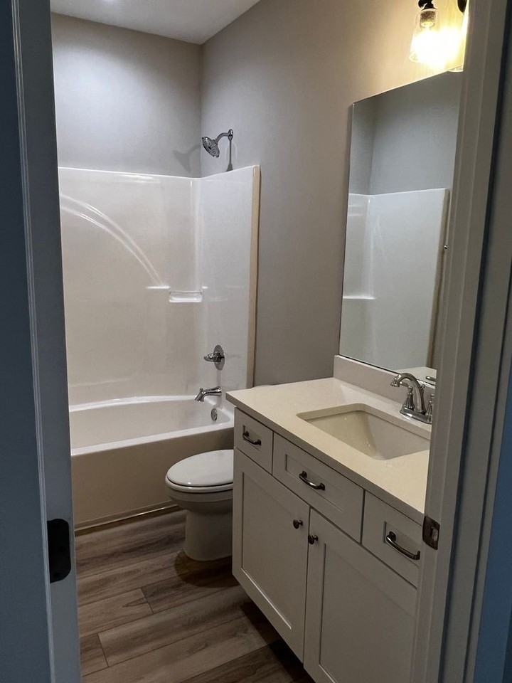 313 Kennesaw Ave - Photo 7 of 28