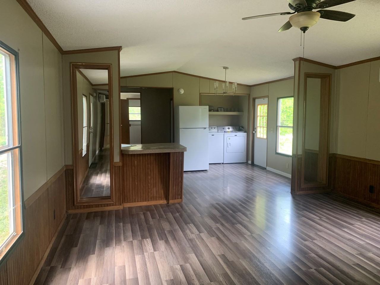 414 N Frisco St - Photo 2 of 16