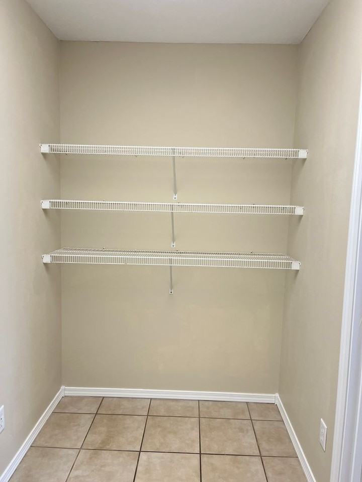 4443 W Delmar St - Photo 7 of 19