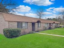 Pinopolis Apartments - Photo 1 of 1