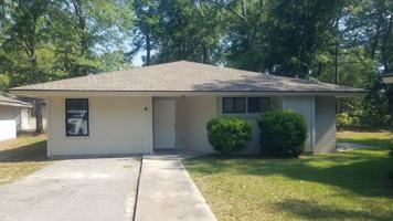 featured image of 4 Lakeland Ct