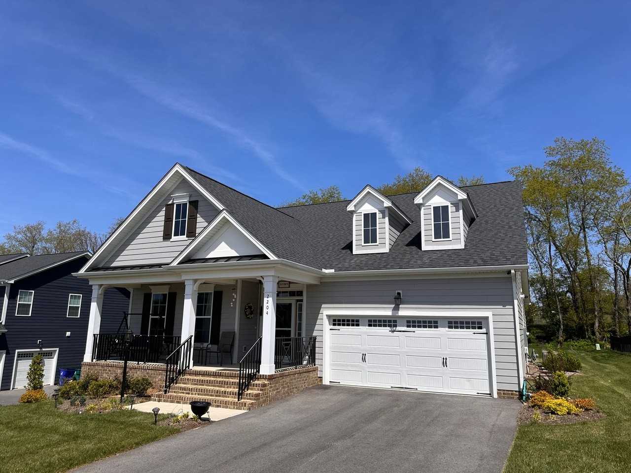 2204 Walnut Dr - Photo 2 of 36