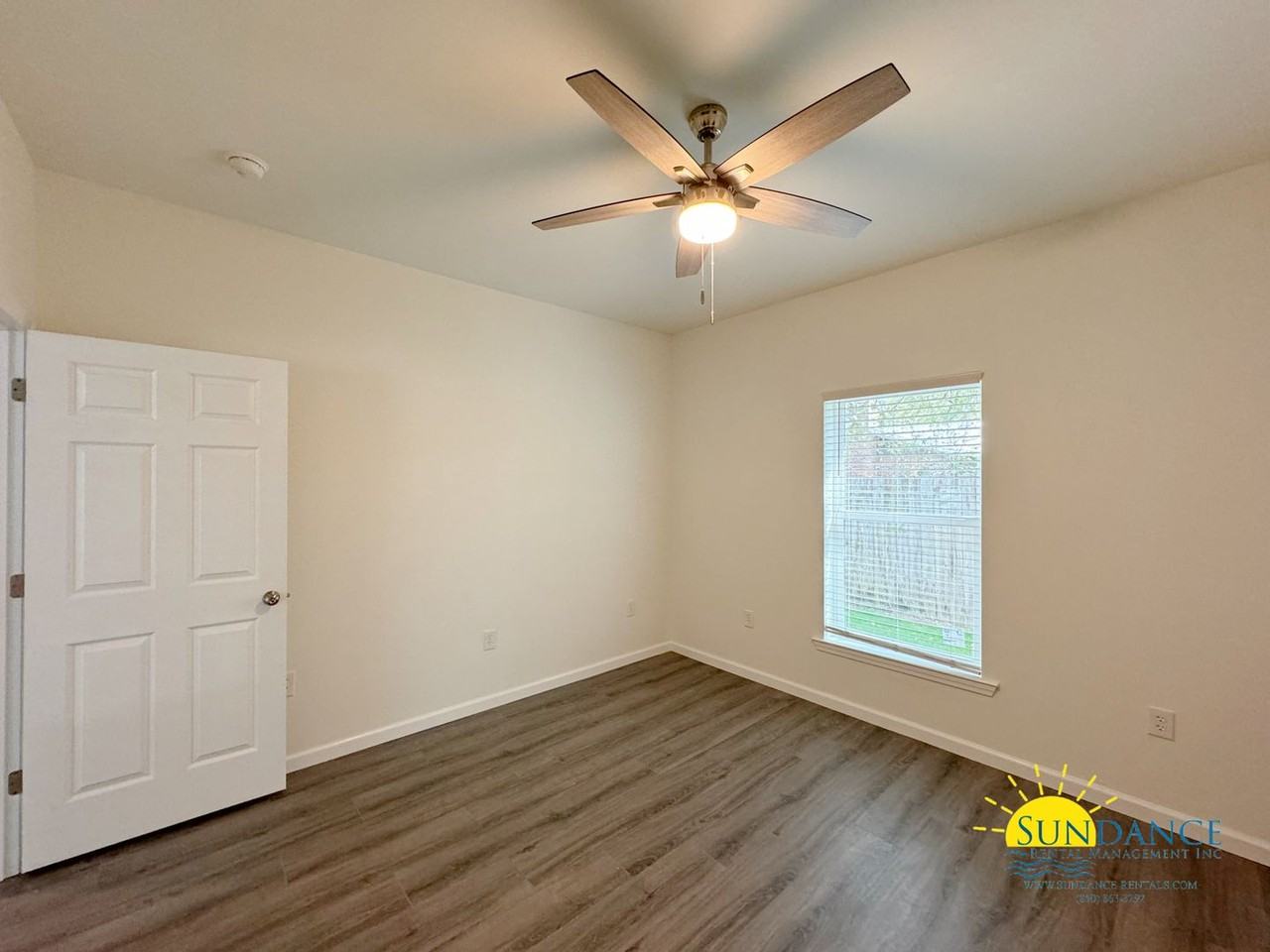322 Lewis St #A - Photo 7 of 10