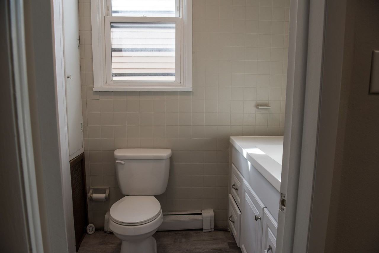 1105 N 2nd St - Photo 7 of 24