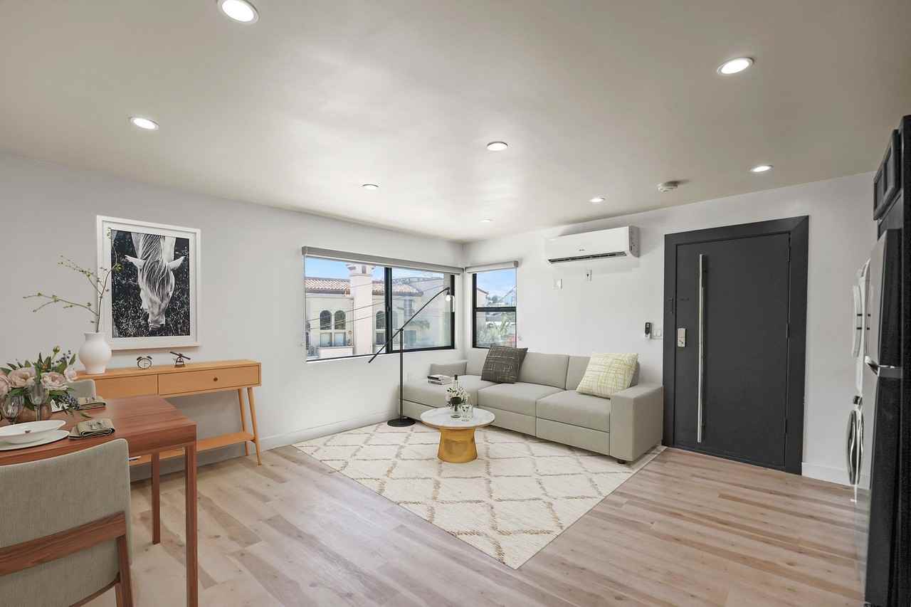 1139 Bellevue Avenue Apartments - Photo 4 of 24