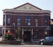 featured image of 1020 E Broadway