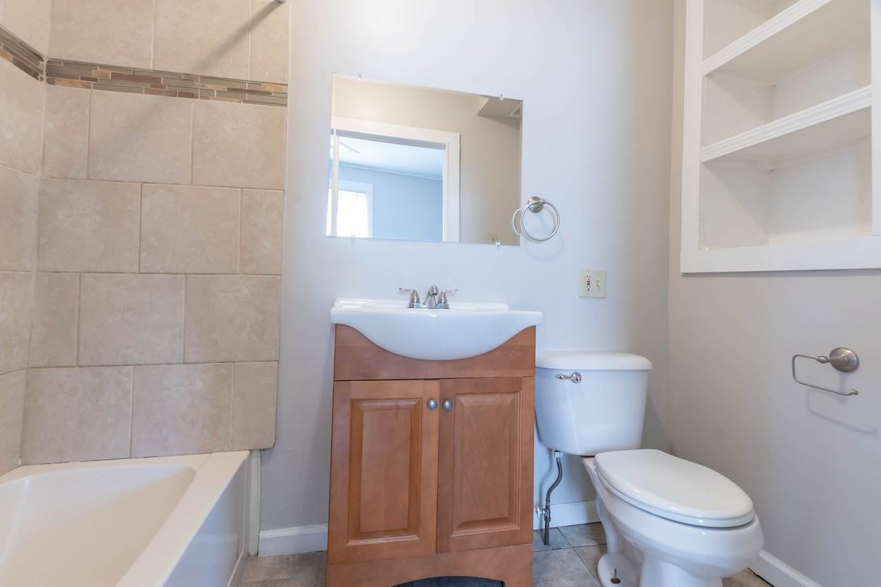 64 W Center St - Photo 6 of 20