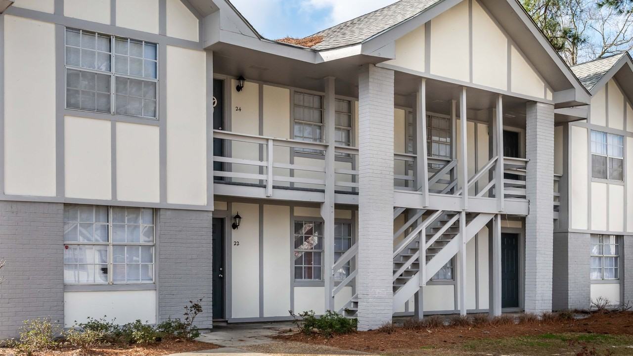 312 N 39th Ave #08 - Photo 6 of 30