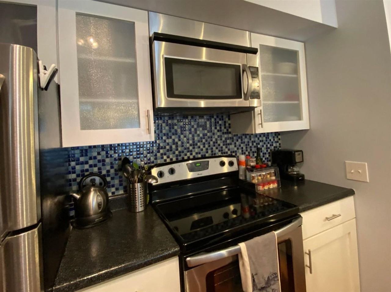 30 Wolf Rd - Photo 7 of 22